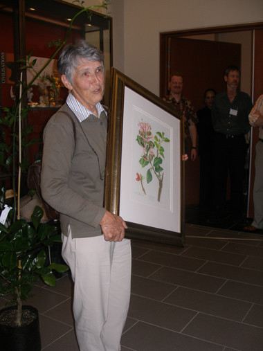 Maureen Young with her plant conservation award.